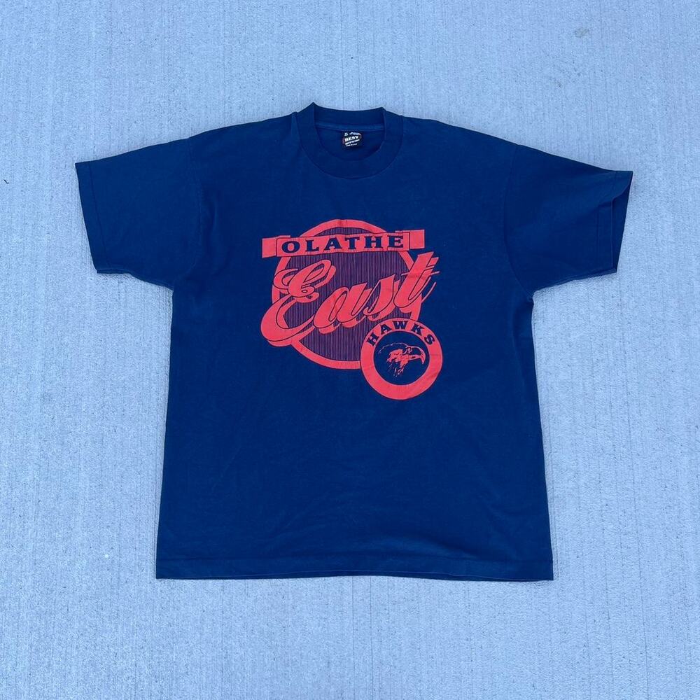 Vintage olathe east graphic tshirt